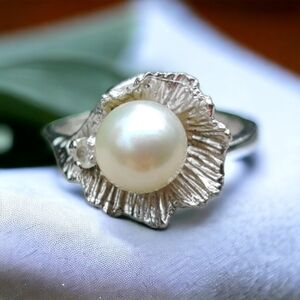 Sterling silver Akoya pearl ring